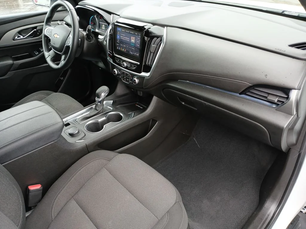 Used 2023 White Chevrolet LT image 30