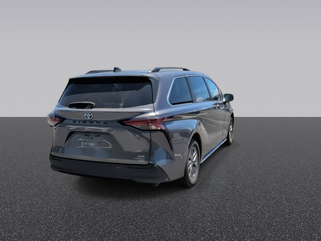 Used 2021 Predawn Gray Mica Toyota XLE image 7
