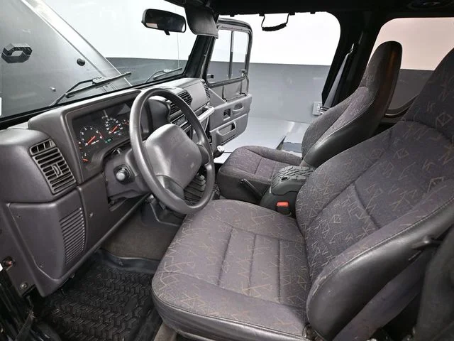 2002 Jeep Wrangler X - Photo 18