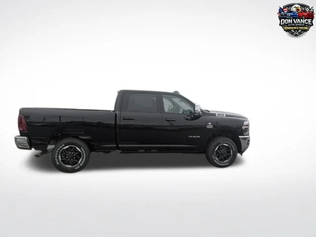 New 2026 Diamond Black Crystal Pearl-Coat Exterior Paint RAM Laramie image 6