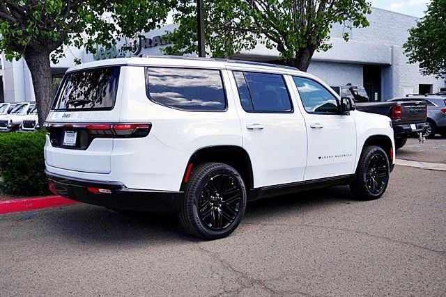 New 2026 Bright White Clearcoat Jeep Limited Reserve image 8