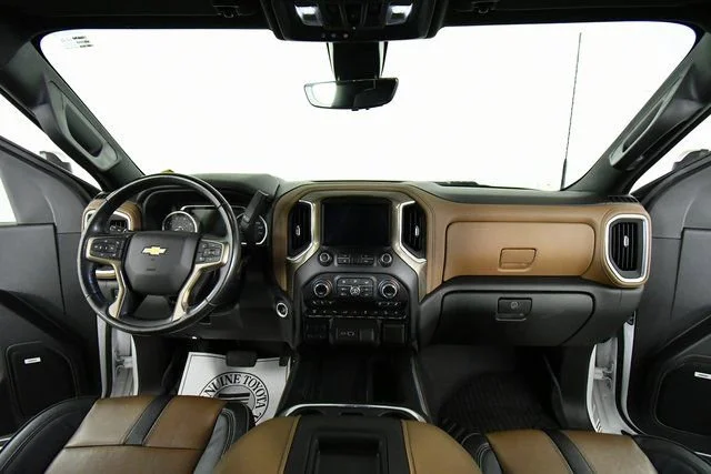 2022 Chevrolet Silverado 3500HD High Country - Photo 19