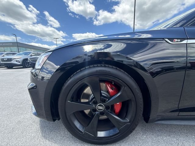 Used 2019 Black Audi Premium Plus image 10