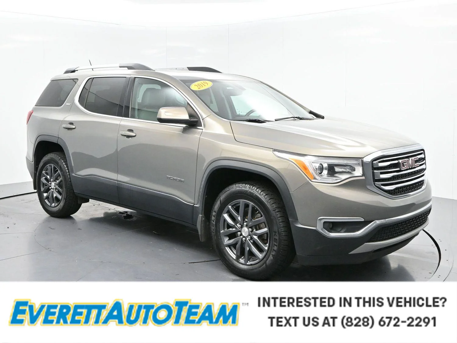 Used 2019 PEPPERDUST METALLIC GMC SLT image 1