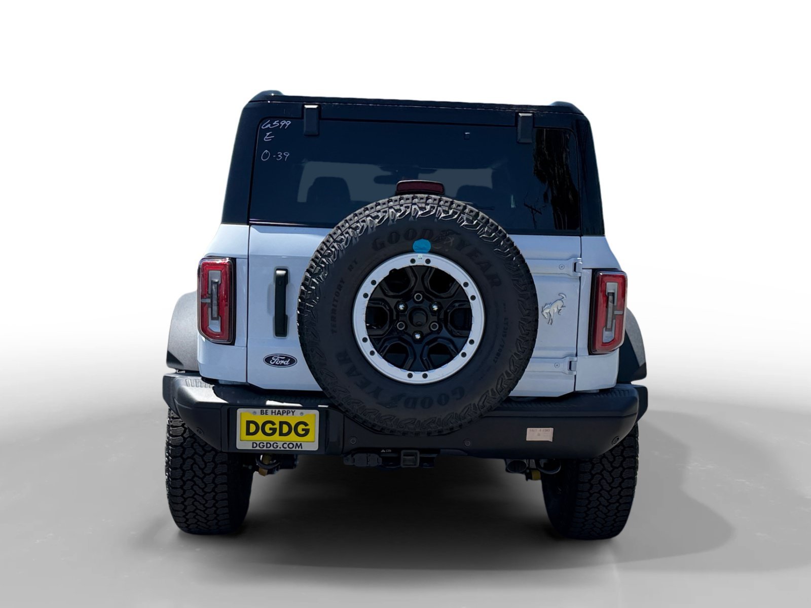 New 2026 Oxford White Ford Badlands® image 4