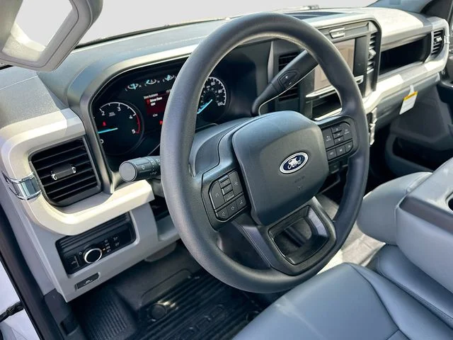 New 2026 Oxford White Ford XL image 6