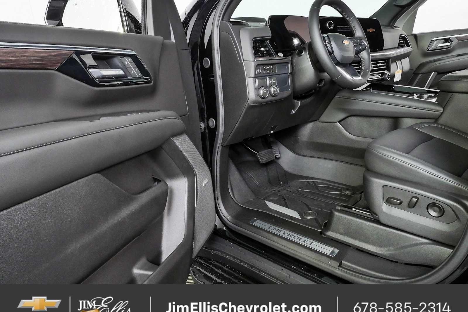 2026 Chevrolet Tahoe LT - Photo 8