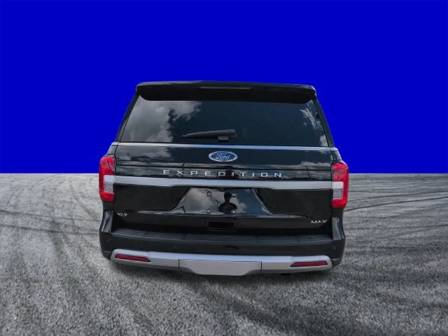 Certified Used 2023 Black Metallic Ford XLT image 5