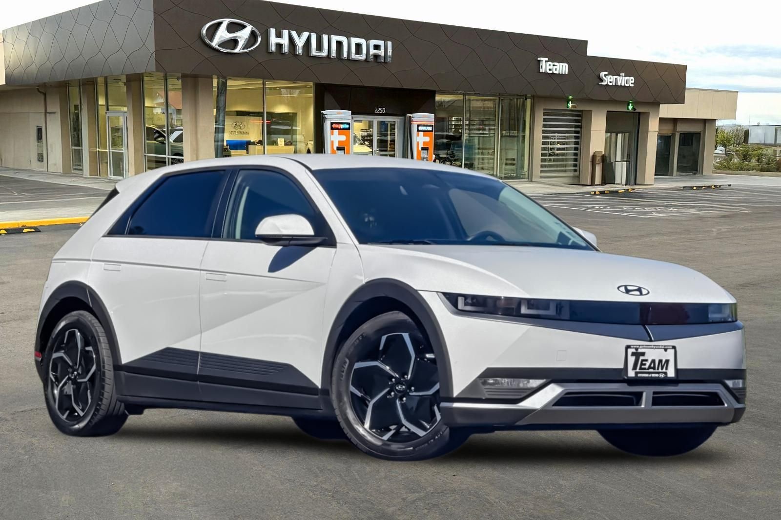 Certified 2024 Hyundai IONIQ 5 SE with VIN KM8KM4DE2RU277342 for sale in Bend, OR