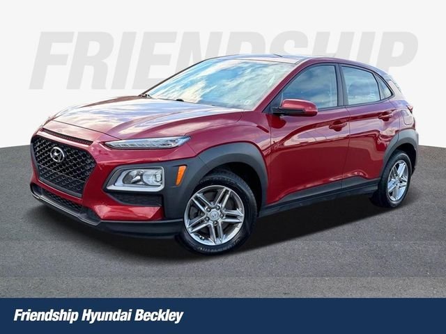 Used 2021 Red Hyundai SE image 1