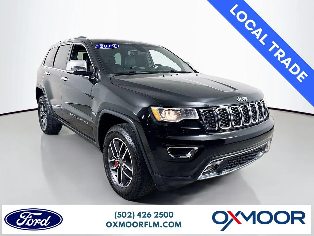 Used 2019 Diamond Black Crystal Pearlcoat Jeep Limited image 1