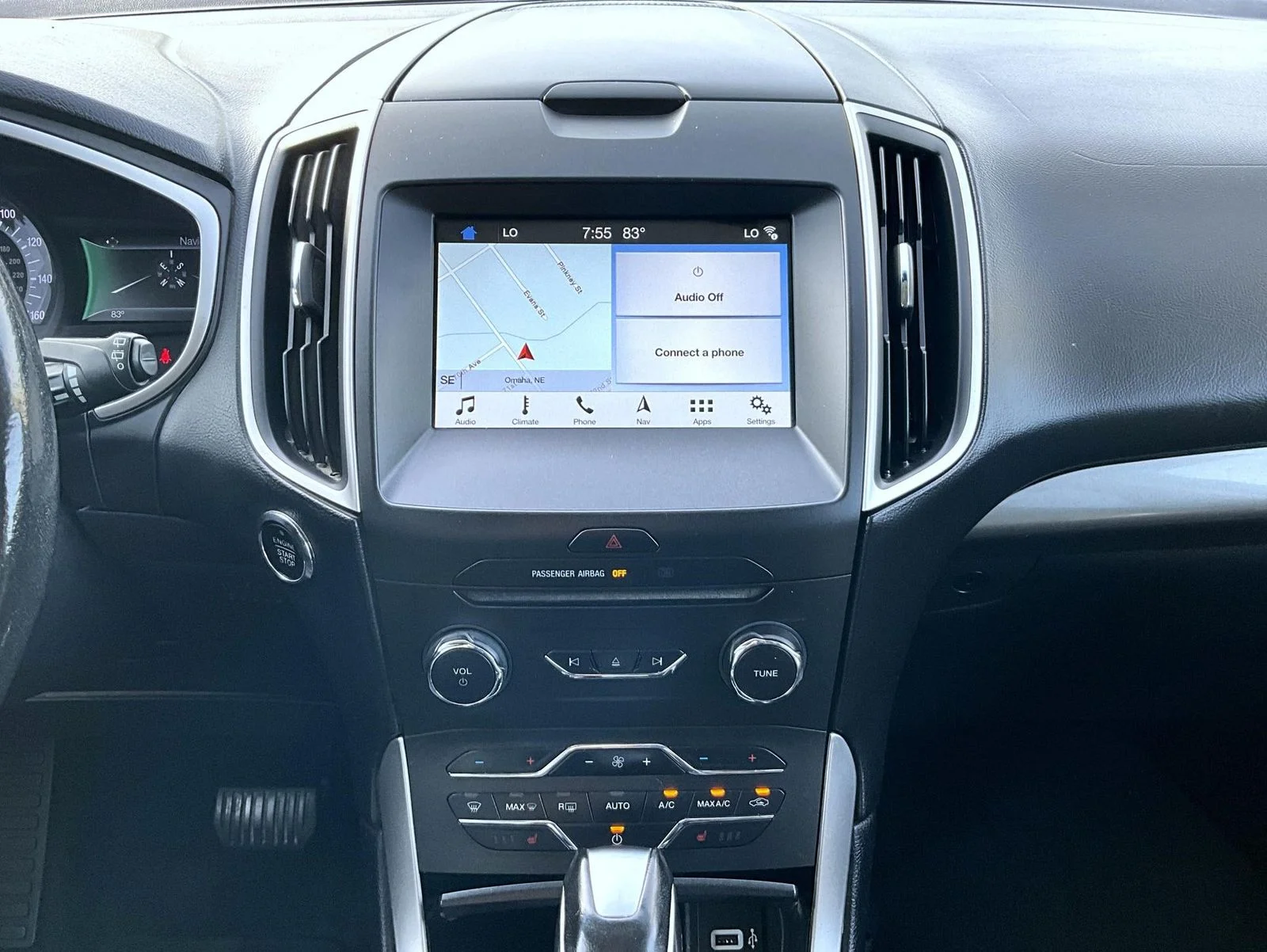 Used 2016 Gray Ford SEL image 14