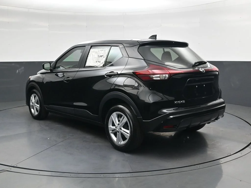Used 2025 Black Nissan S image 8