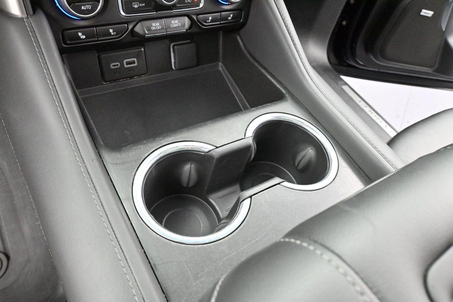 Used 2023 Black Chevrolet Z71 image 19