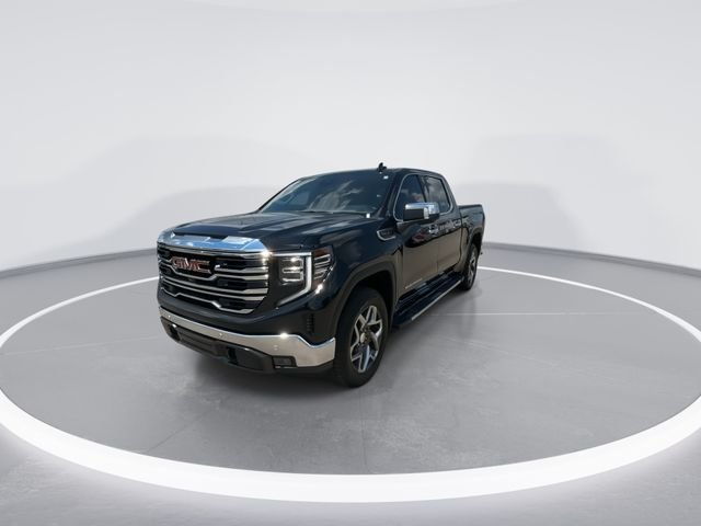 Used 2025 Black GMC SLT image 4