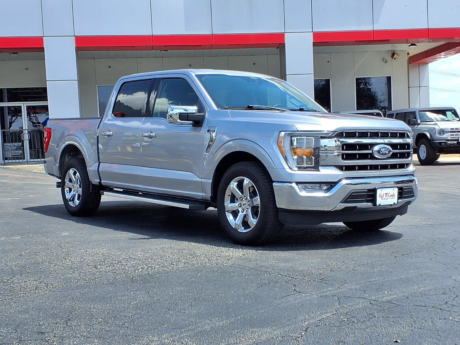 Used 2022 Silver Ford LARIAT image 3