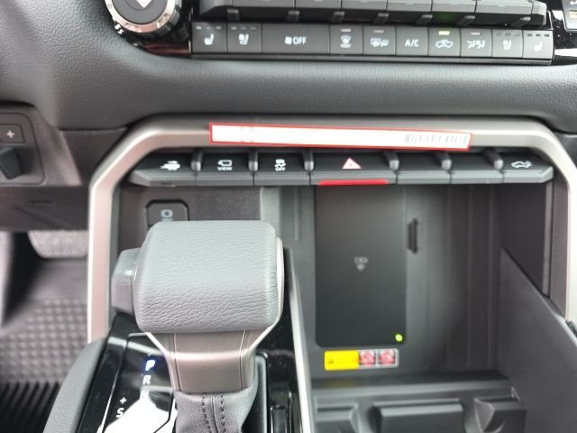 2026 Toyota Tundra Limited - Photo 23