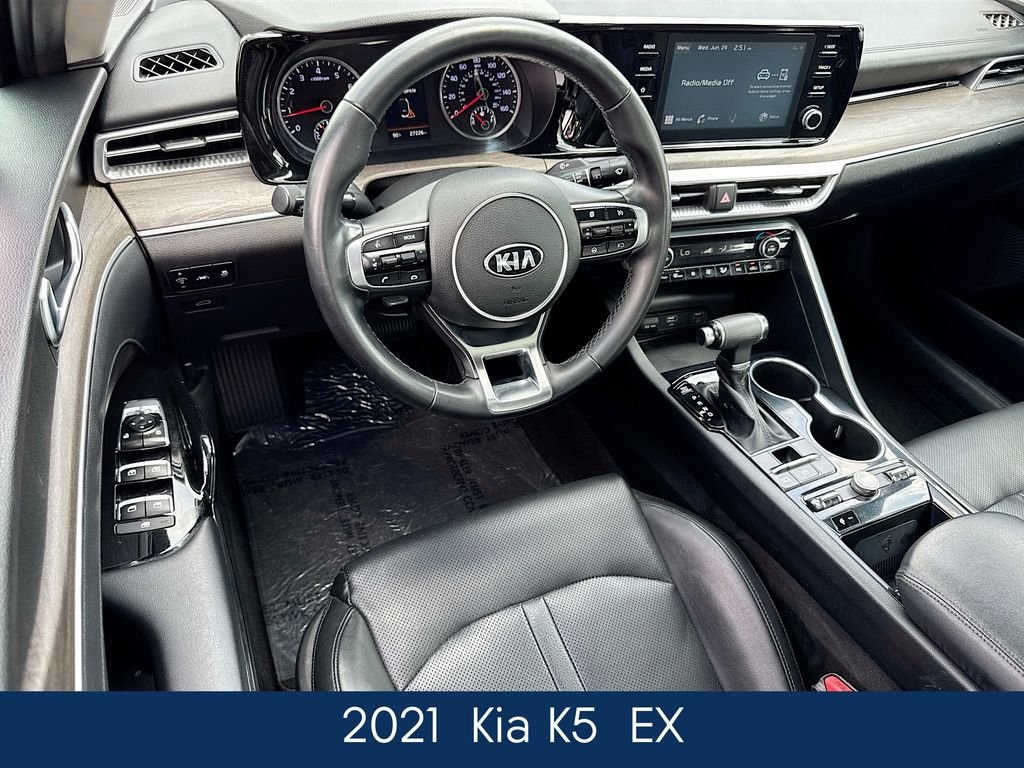 Used 2021 Black Kia EX image 25