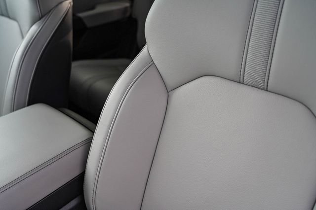 2025 Honda Pilot EX-L - Photo 12