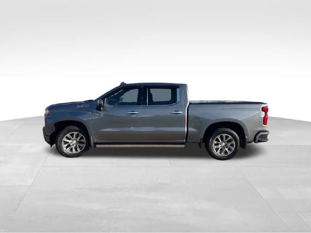 Used 2020 Gray Chevrolet High Country image 3
