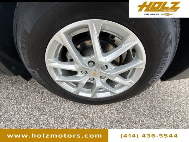 Certified Used 2024 Summit White Chevrolet LT image 31