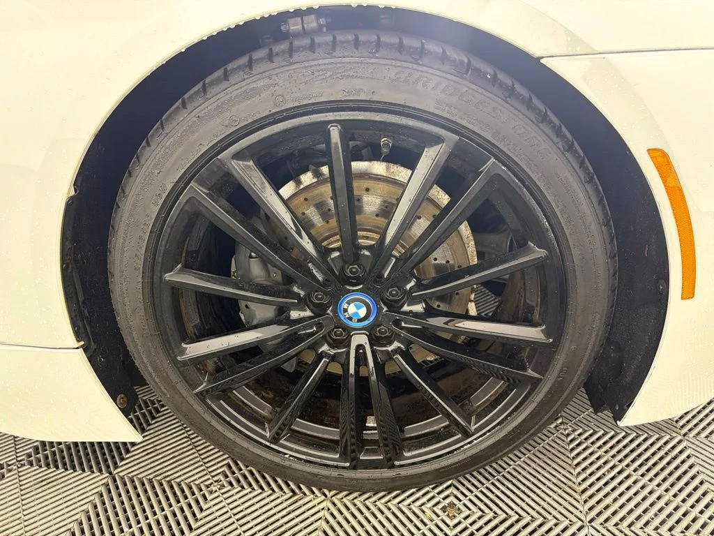Used 2019 White BMW Base image 11