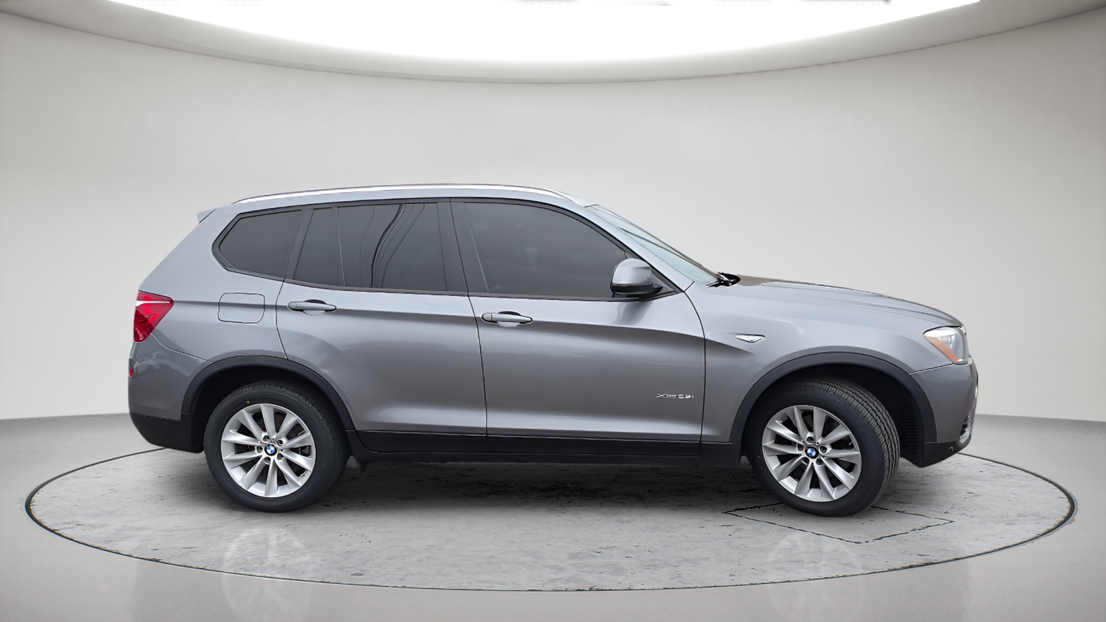 Used 2016 Gray BMW xDrive28i image 5