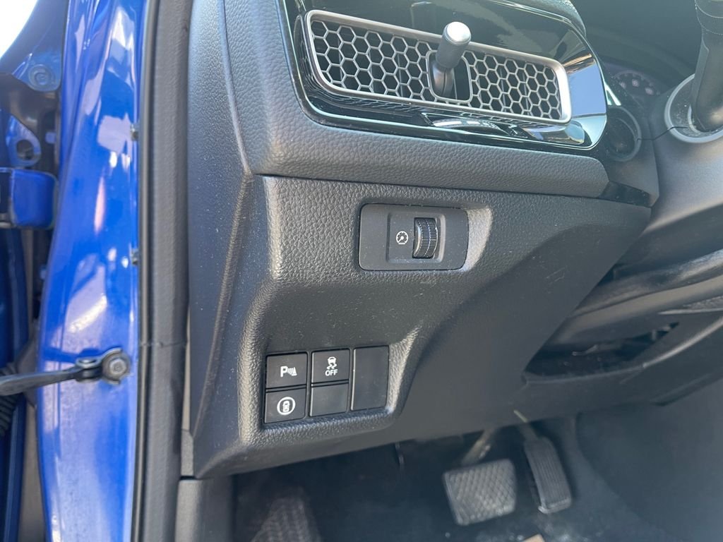2022 Honda Civic Touring - Photo 20
