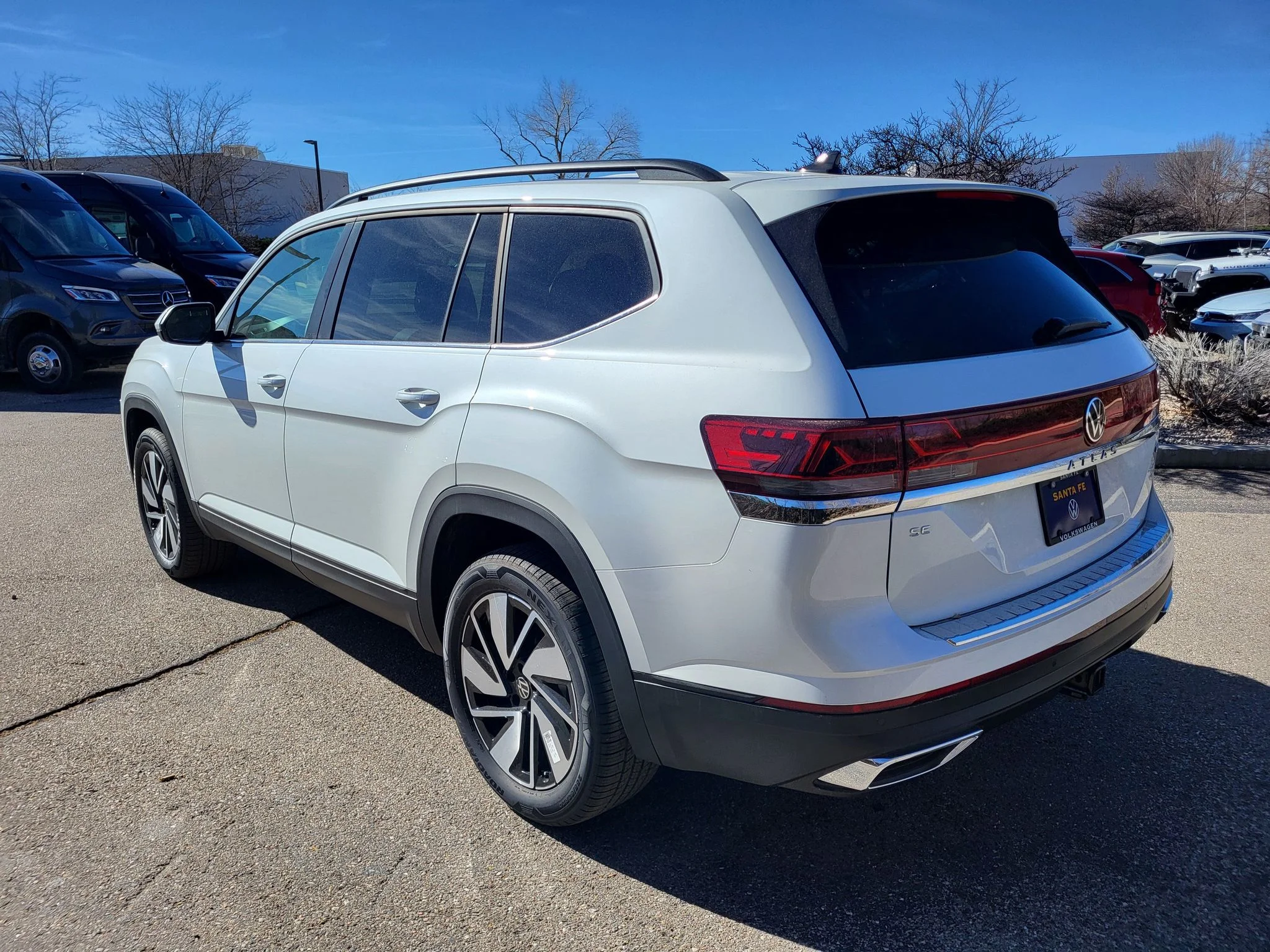 2026 Volkswagen Atlas SE w/Tech - Photo 6