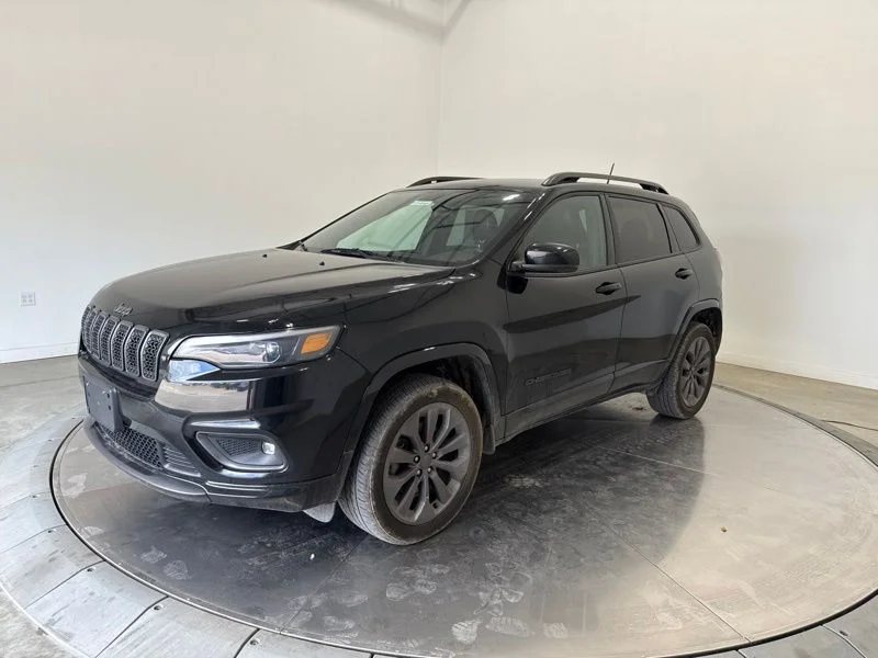 Used 2019 Black Jeep Limited image 3