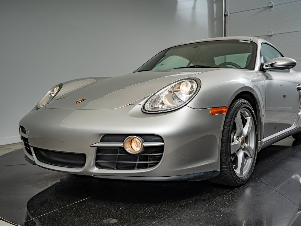 Used 2007 Arctic Silver Metallic Porsche  image 16