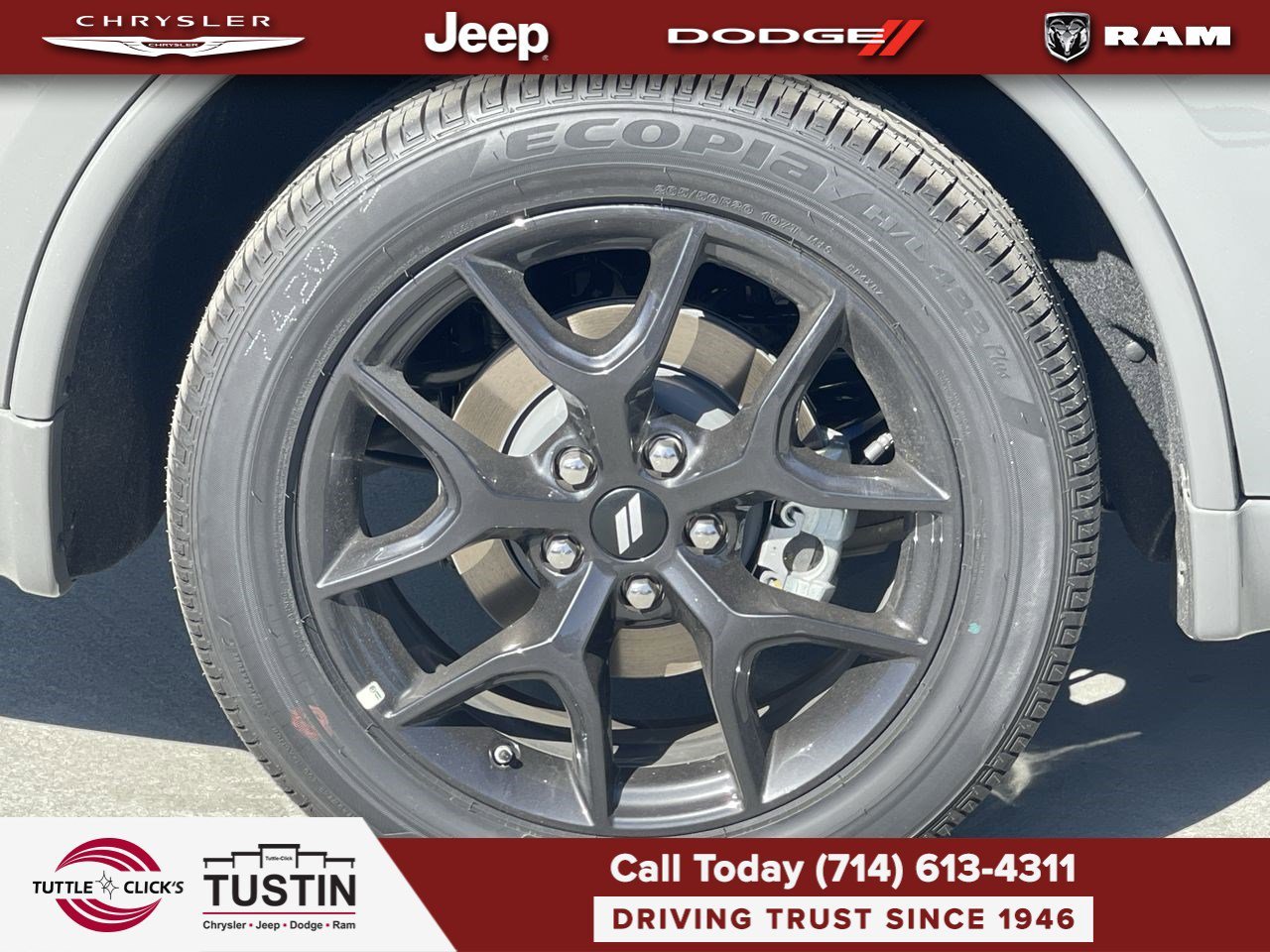 New 2026 Destroyer Gray Clear-Coat Exterior Paint Dodge GT Premium HEMI V8 image 11