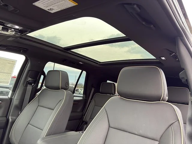2026 Chevrolet Tahoe Premier - Photo 17
