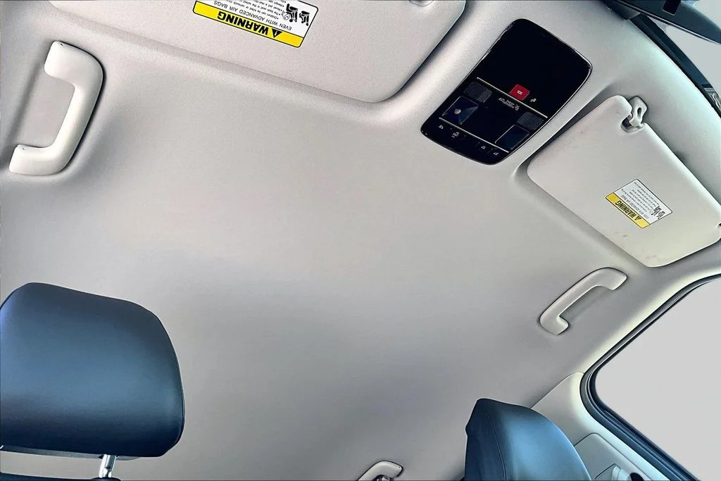 Used 2026 Hampton Gray Hyundai SEL image 22