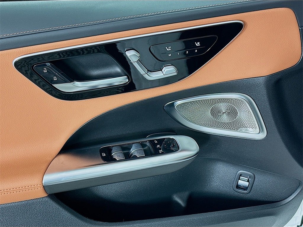 New 2026 Polar White Mercedes-Benz C 43 AMG® image 52