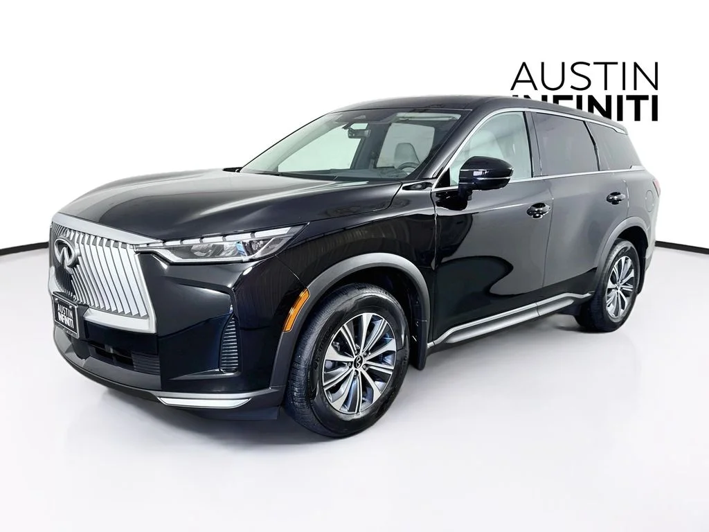 Certified Used 2026 Black INFINITI PURE image 5