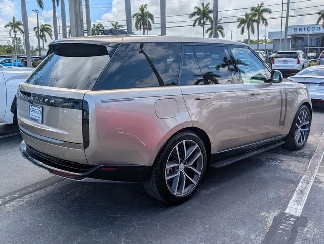 Used 2024 Gold Land Rover SE image 7