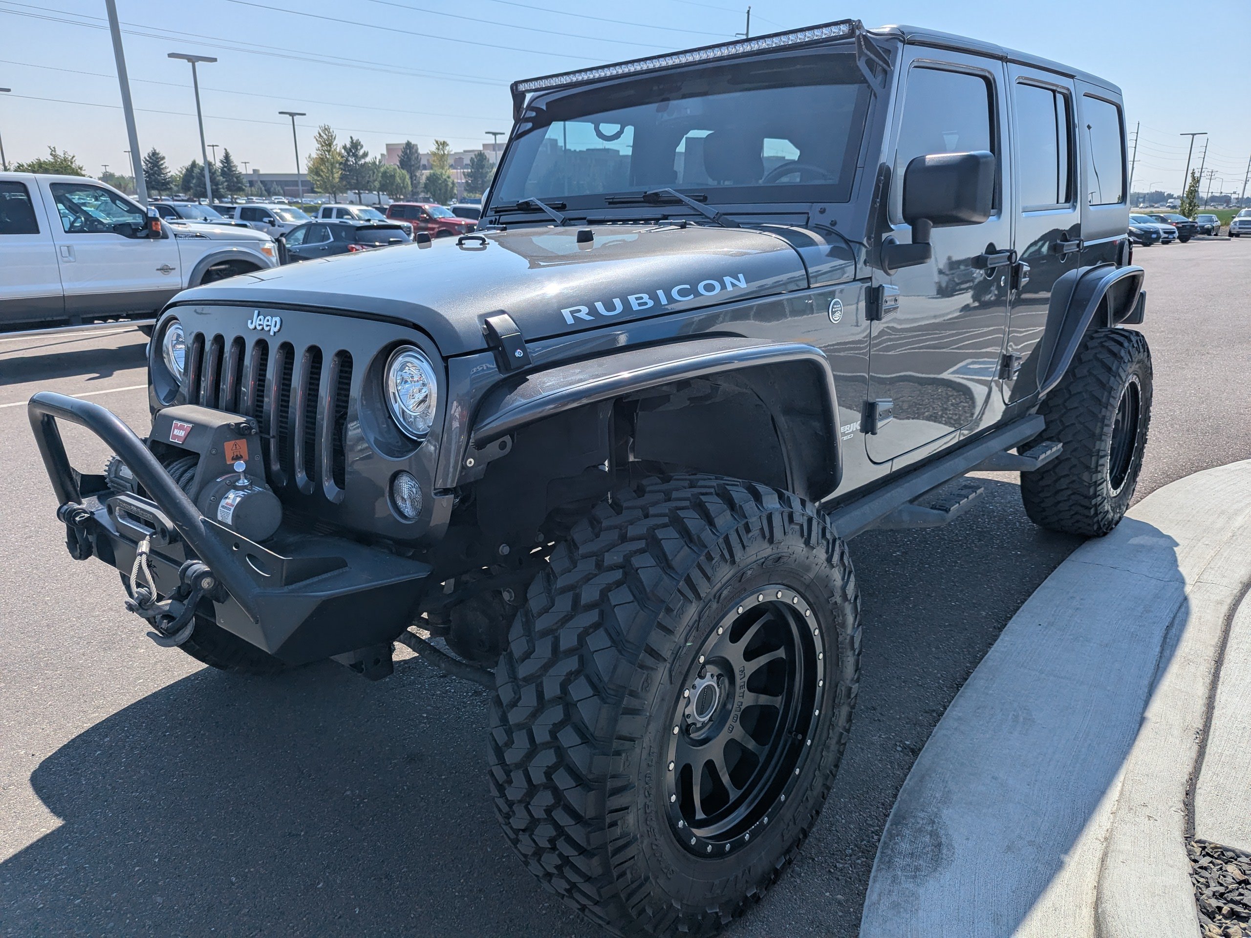 Used 2018  Jeep Rubicon image 7