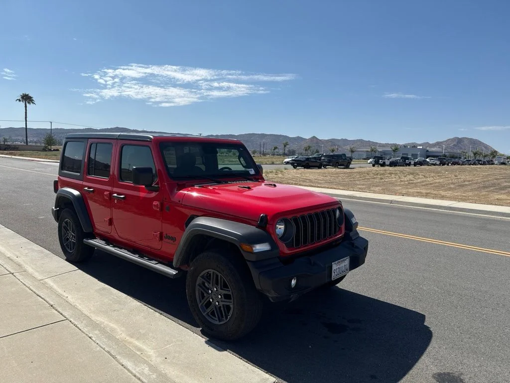 Used 2025 Red Jeep Sport S image 2