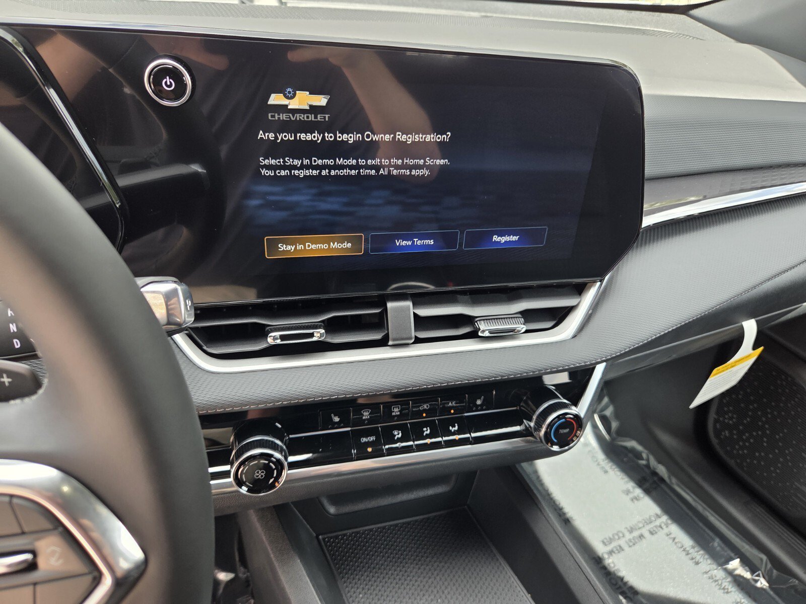 2027 Chevrolet Equinox LT - Photo 24