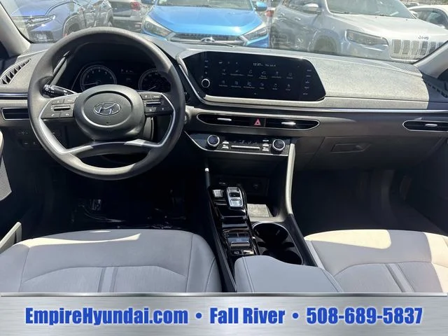 Used 2023 Silver Hyundai SEL image 12