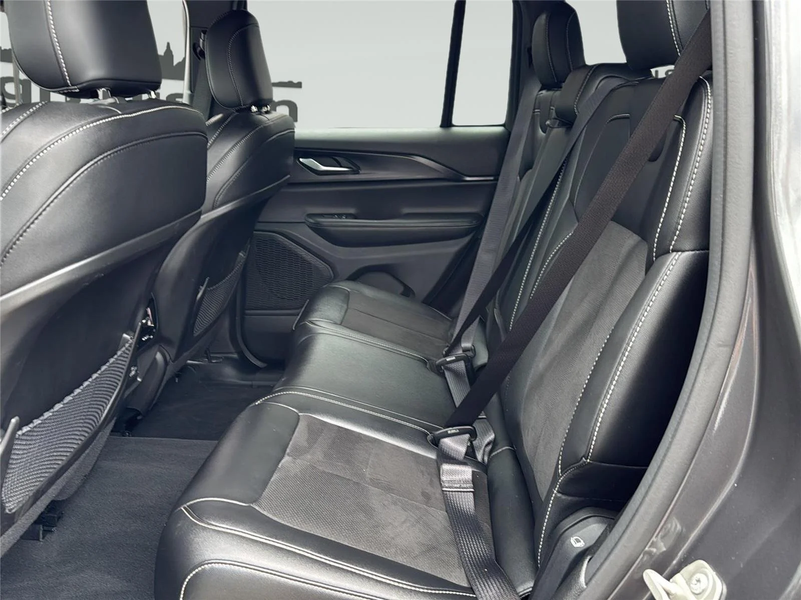 2023 Jeep Grand Cherokee Altitude - Photo 26