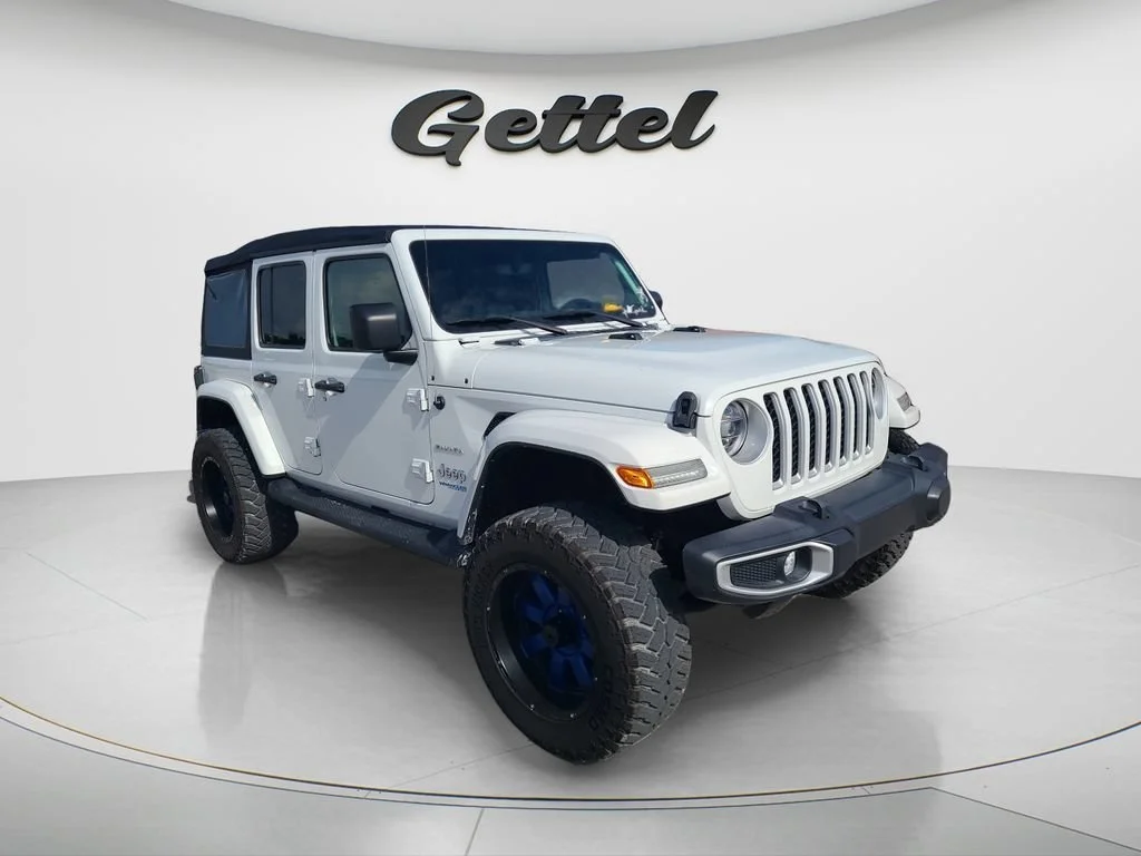 Used 2021 White Jeep Unlimited Sahara 4x4 image 2