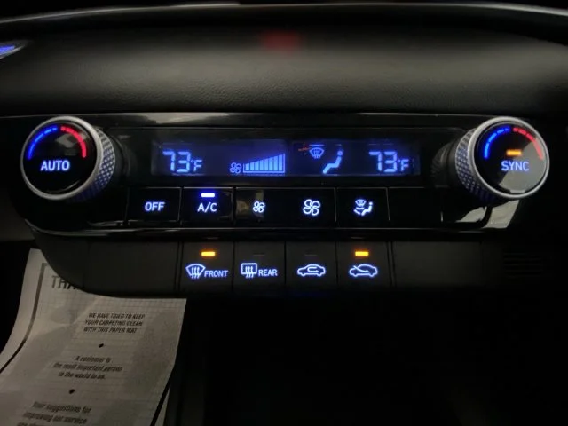 Used 2023 Red Hyundai SEL image 18