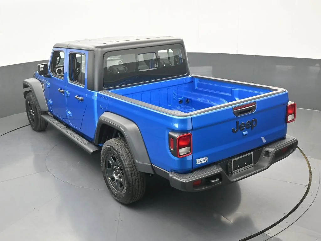 New 2026 Hydro Blue Pearl-Coat Exterior Paint Jeep Sport image 41