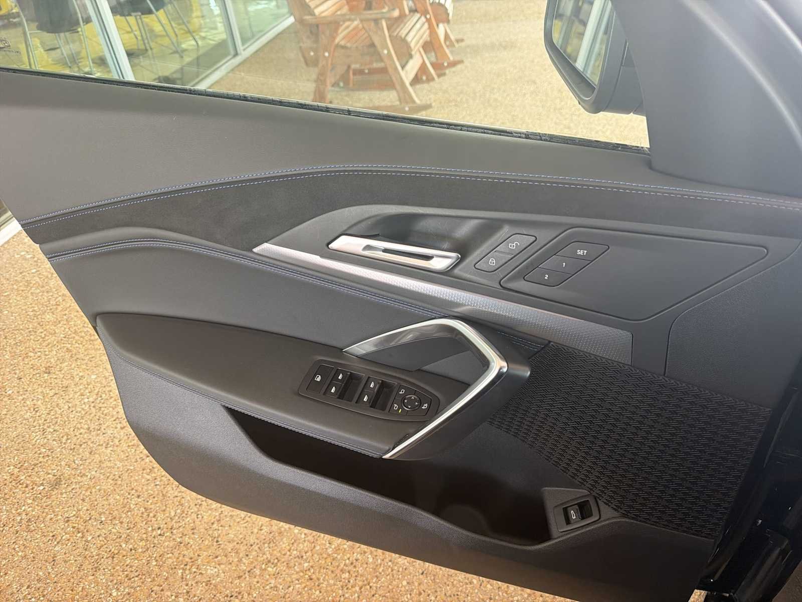Used 2026 BLACK BMW xDrive28i image 23