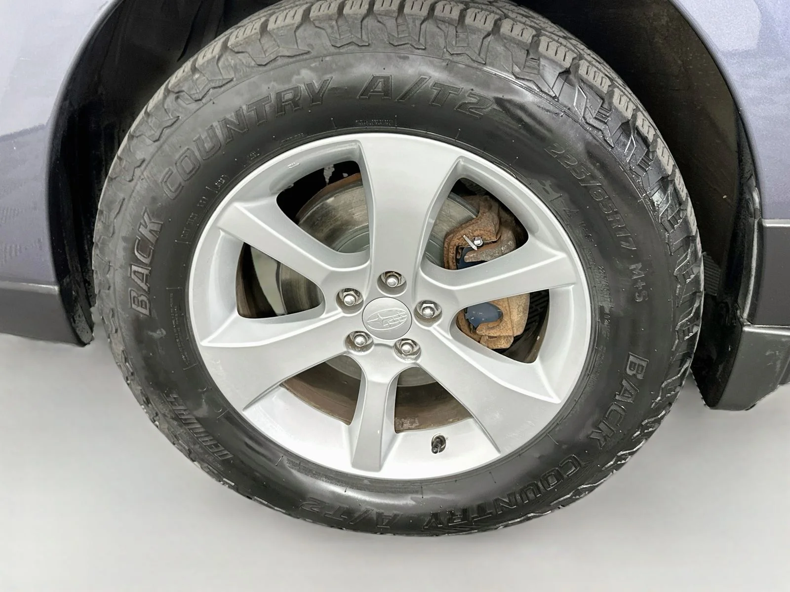 Used 2014 Carbide Gray Metallic Subaru 2.5i Premium image 28