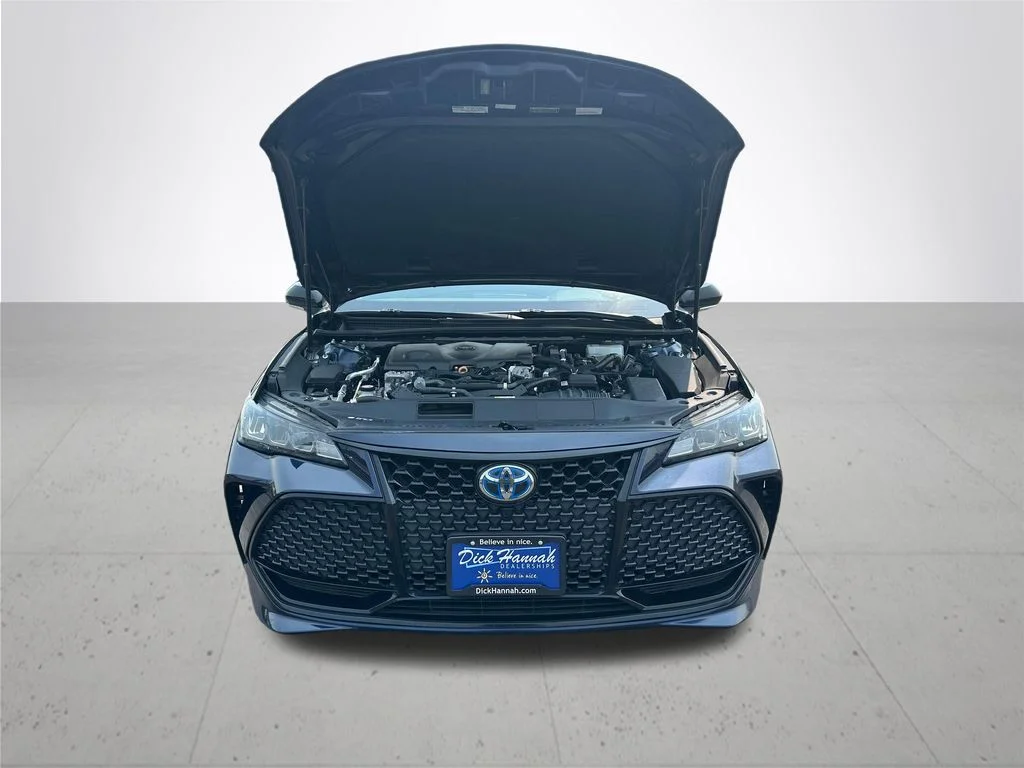 Used 2021  Toyota XSE image 5