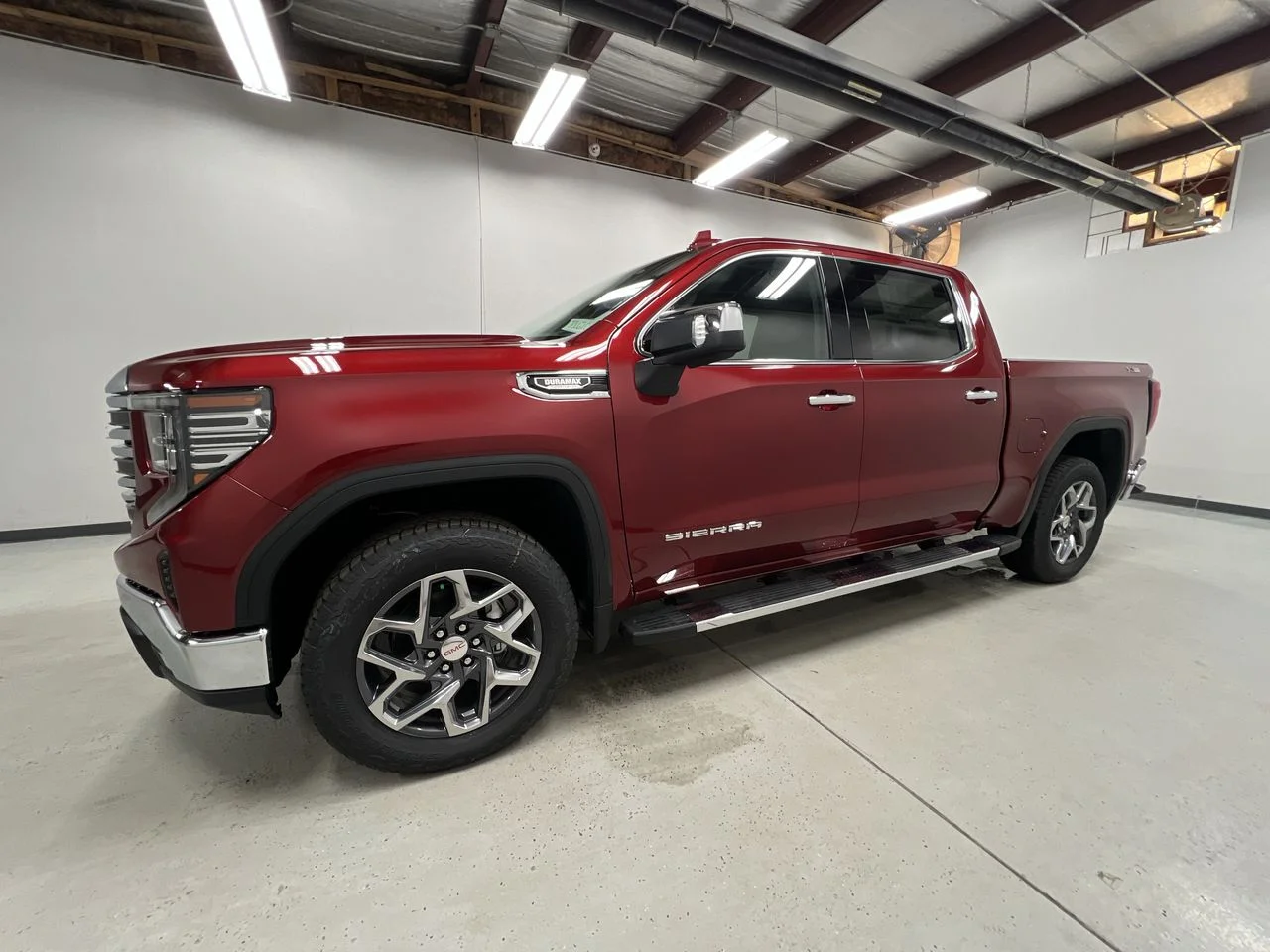 2026 GMC Sierra 1500 SLT - Photo 38