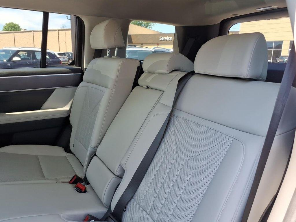 2026 Hyundai Santa Fe SEL - Photo 11
